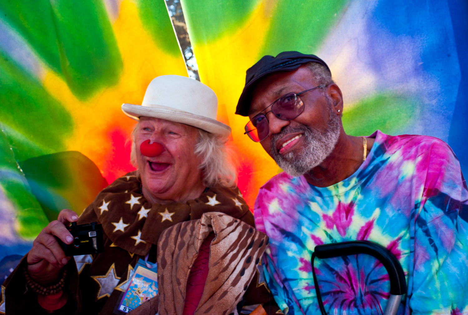 Wavy Gravy and Merl Saunders backstage at the 40th Anniversary Summer of Love, September 2, 2007. No cell phones. The last time a concert crowd looked like this.